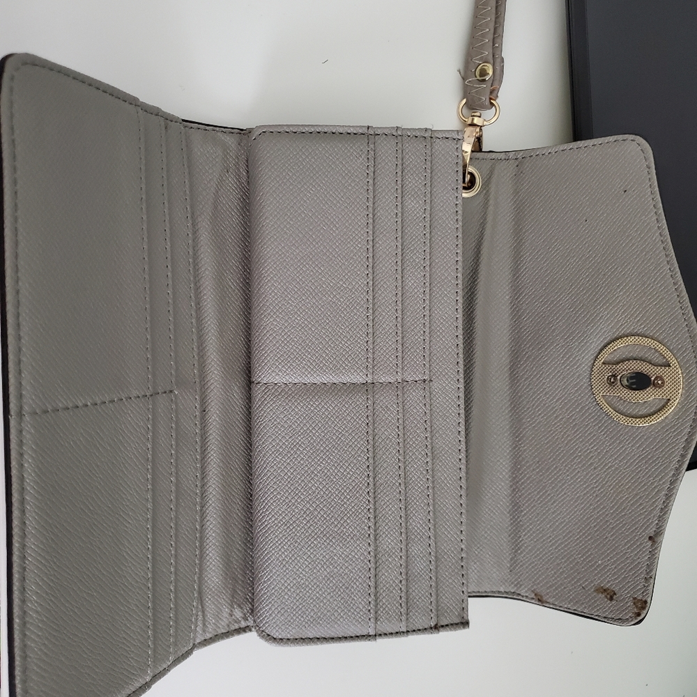 Wallet - Picture 2 of 3